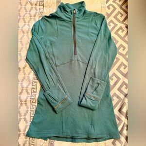 LULULEMON Long-Sleeve Pullover (green)